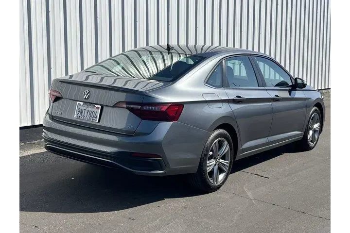 $21494 : Volkswagen Jetta 2024 SE 4dr image 6