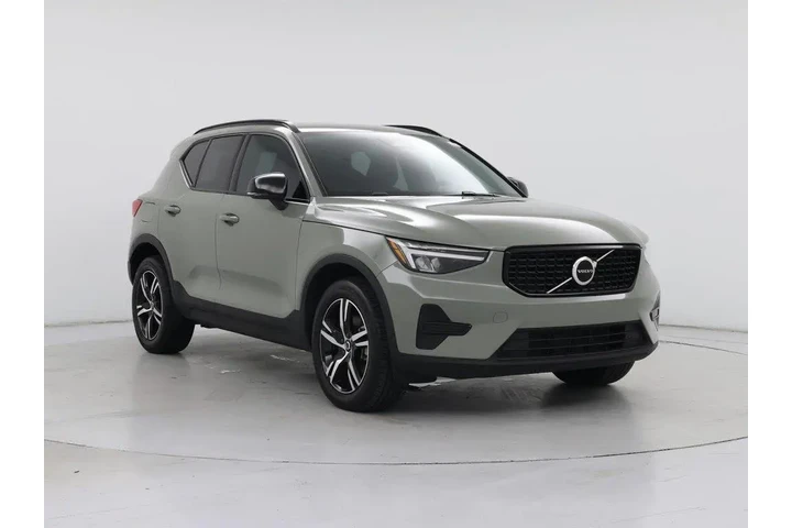 $29998 : Volvo XC40 2024 AWD B5 Core image 1