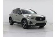Volvo XC40 2024 AWD B5 Core