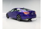 $19998 : Honda Accord 2019 Sport 4dr thumbnail