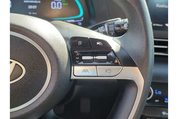 $21456 : Hyundai ELANTRA Hybrid 2025 image 6