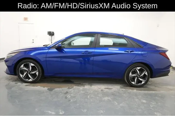 $19112 : Hyundai ELANTRA 2023 SEL 4dr image 4