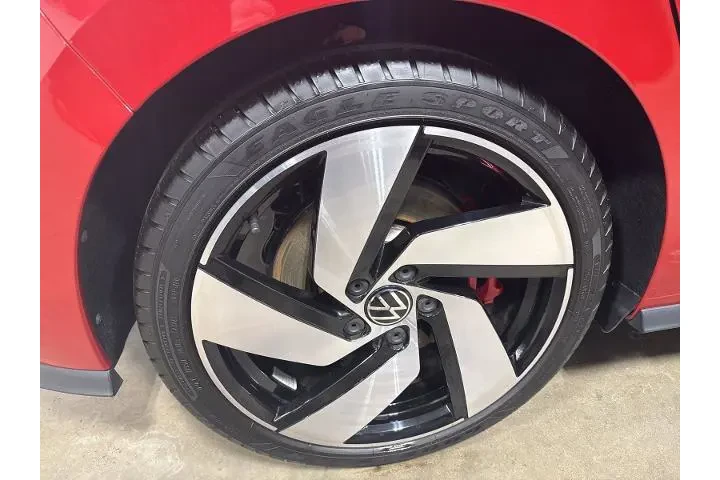 $25700 : Volkswagen Golf GTI 2023 S 4 image 9