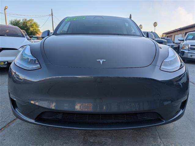 $39995 : 2023 Model Y Performance image 2