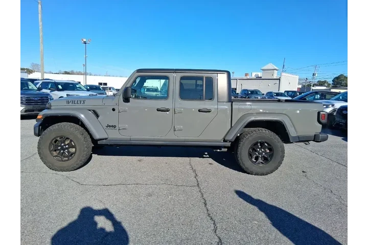 $30903 : Jeep Gladiator 2021 4x4 Will image 7