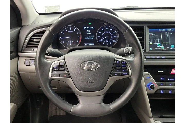 $13998 : Hyundai ELANTRA 2017 Limited image 10