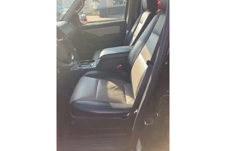 $9981 : Ford Explorer Sport Trac 200 image 5