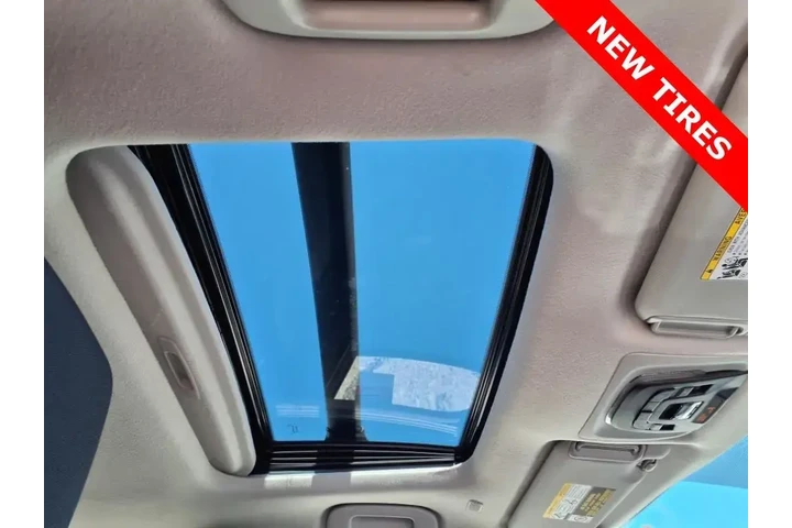 $23800 : Toyota Corolla Cross 2022 AW image 6