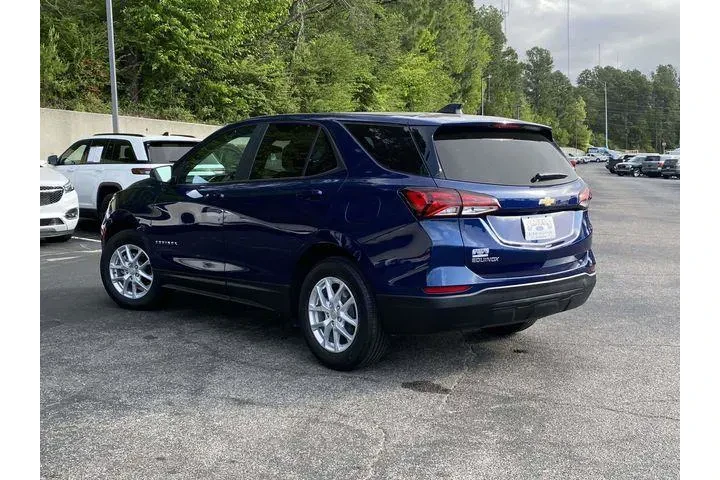 $20490 : Chevrolet Equinox 2023 LS 4d image 6