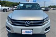 2014 Tiguan thumbnail