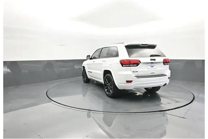 $26358 : Jeep Grand Cherokee 2021 4x4 image 5