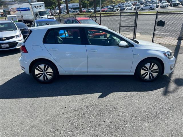 $12900 : Used 2018 e-Golf SE for sale image 4