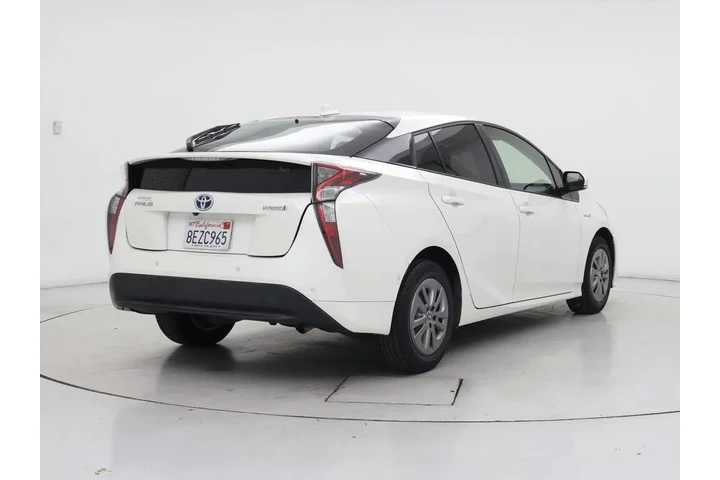 $19998 : Toyota Prius 2018 One 4dr Ha image 8