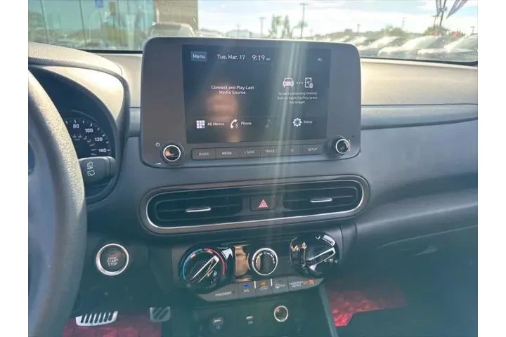 $18499 : Hyundai KONA 2023 SEL 4dr Cr image 8