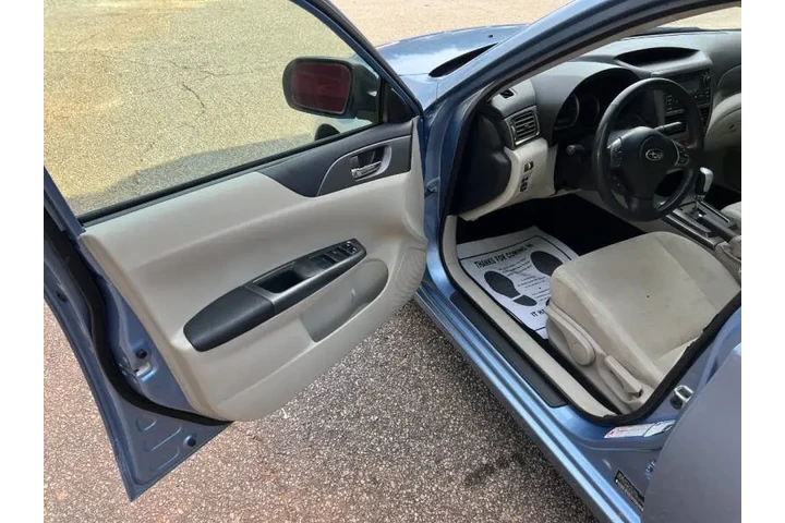 $6999 : 2011 Impreza 2.5i Premium image 10