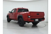 $35998 : Toyota Tacoma 2022 4x4 SR V6 thumbnail
