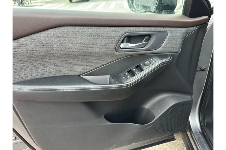 $14490 : Nissan Rogue 2021 AWD SV 4dr image 9