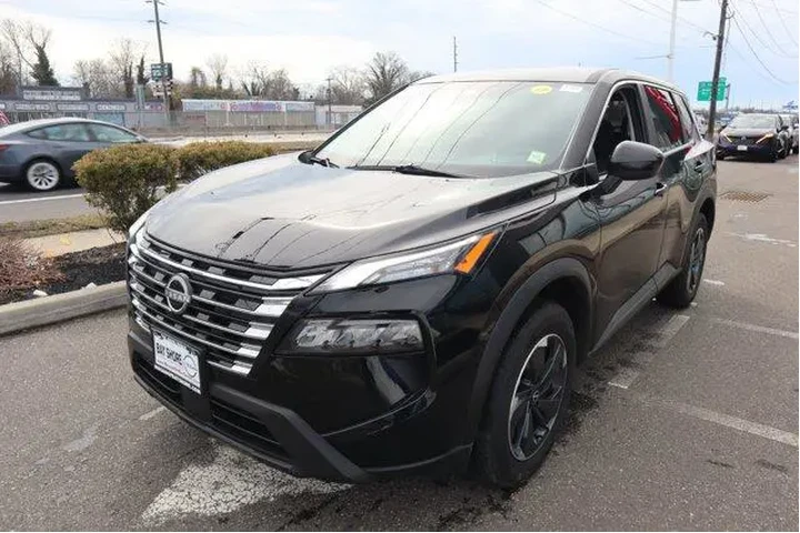 $22030 : Nissan Rogue 2025 AWD SV 4dr image 9