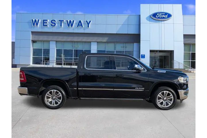 $32995 : Ram 1500 2023 4x4 Limited 4d image 3