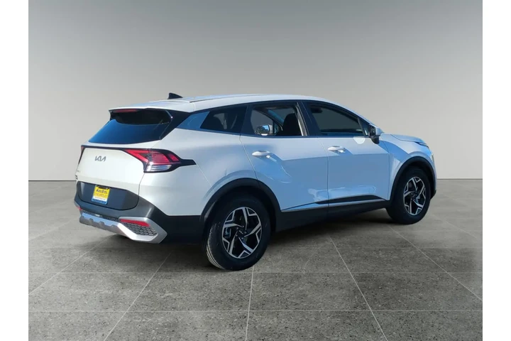 $23633 : Kia Sportage 2024 LX 4dr SUV image 5