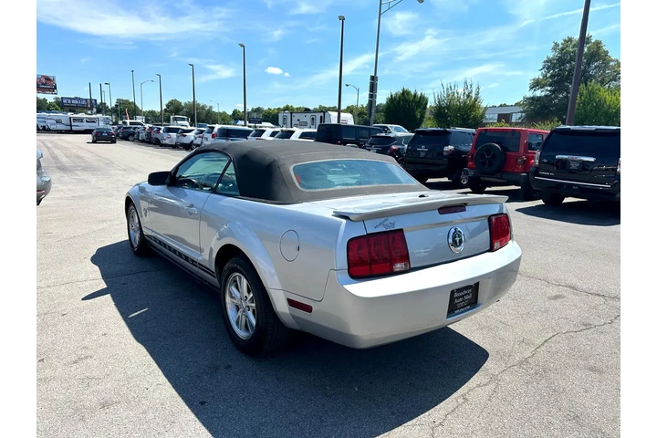 $5980 : 2009 Mustang 2dr Conv image 4