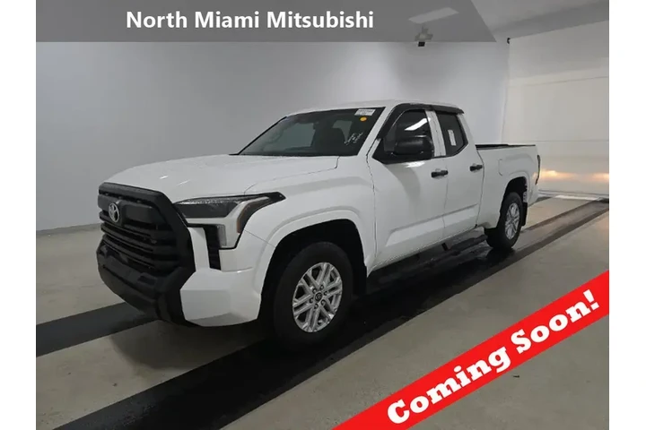 $31490 : Toyota Tundra 2024 4x2 SR 4d image 1