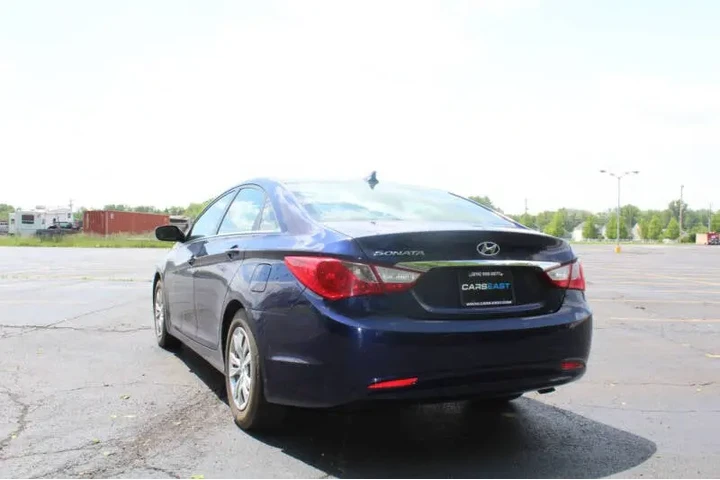 2011 Sonata GLS image 6