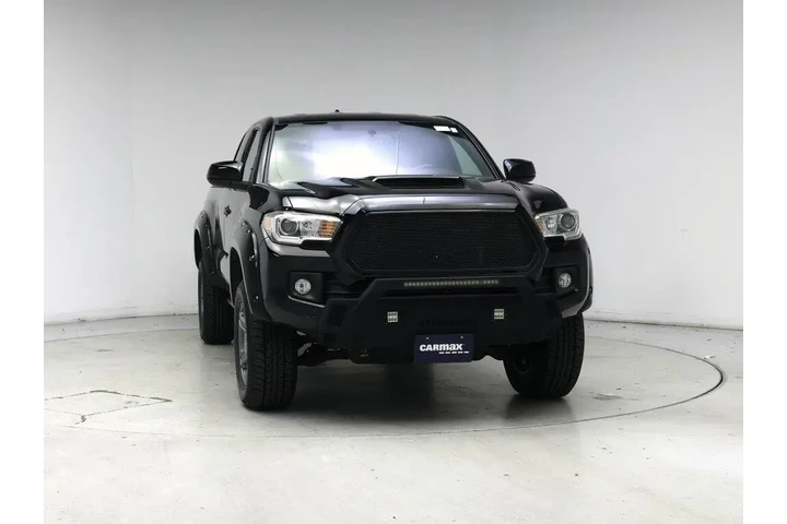 $31998 : Toyota Tacoma 2016 4x4 TRD S image 5