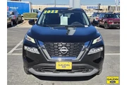 $19777 : Nissan Rogue 2022 AWD SV 4dr thumbnail