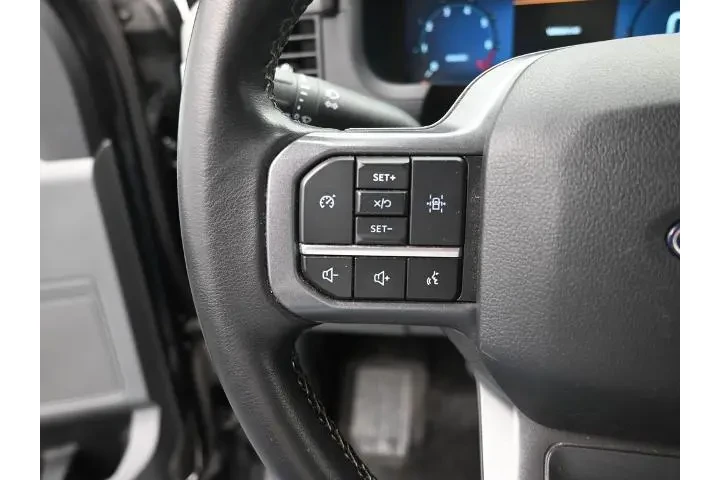 $34665 : Ford F-150 2024 4x4 XLT 4dr image 7