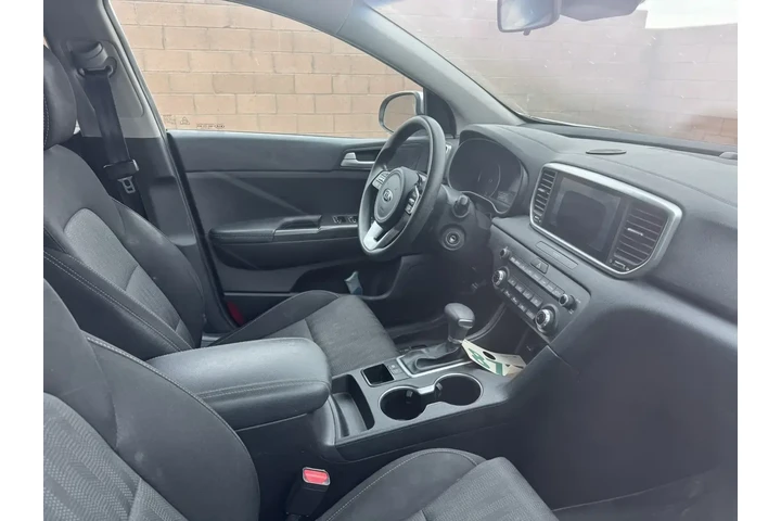 $11995 : Kia Sportage 2020 LX 4dr SUV image 5