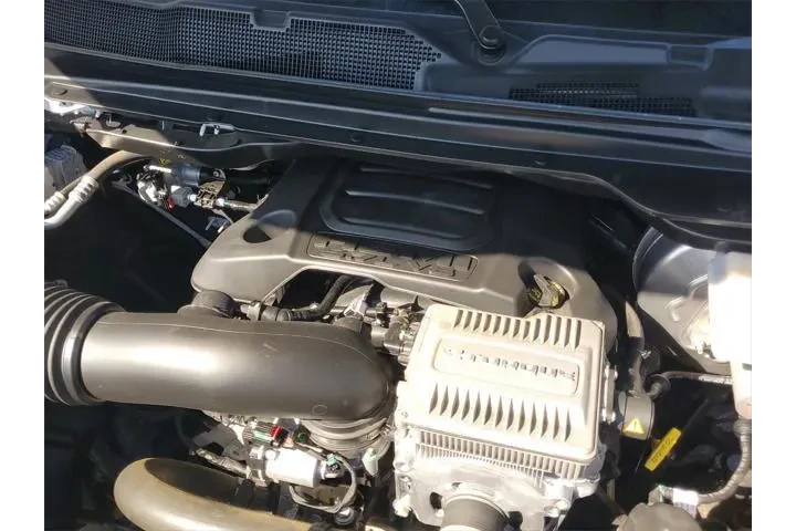 $36500 : Ram 1500 2022 4x4 Laramie 4d image 9