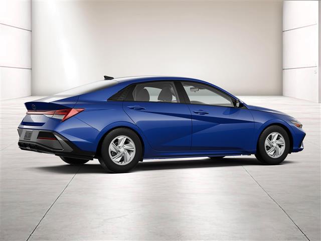 $23260 : New 2024 Hyundai ELANTRA SE image 8