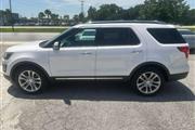 $17990 : 2017 FORD EXPLORER thumbnail