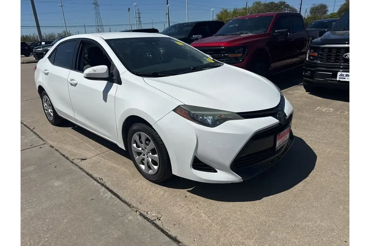 $12721 : Toyota Corolla 2017 SE 4dr S image 2