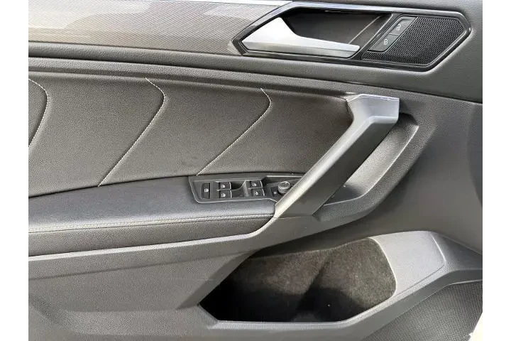 $24999 : Volkswagen Tiguan 2023 AWD S image 8
