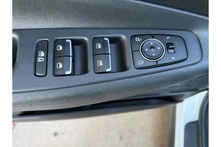 $17692 : Hyundai SANTA FE 2021 SEL 4d image 9