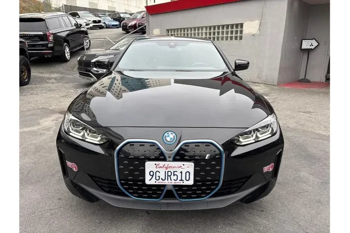 $33988 : BMW i4 2023 eDrive40 Gran Co image 2