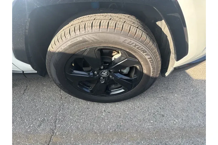 $31568 : Toyota RAV4 Hybrid 2020 AWD image 3