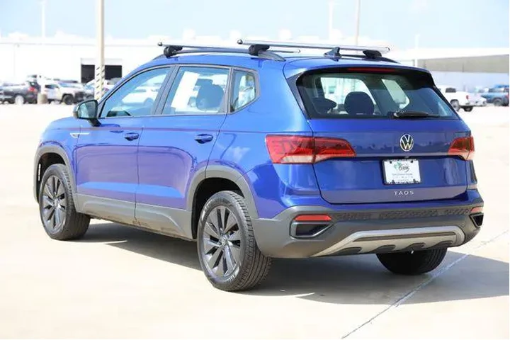 $19540 : Volkswagen Taos 2023 S 4dr S image 6