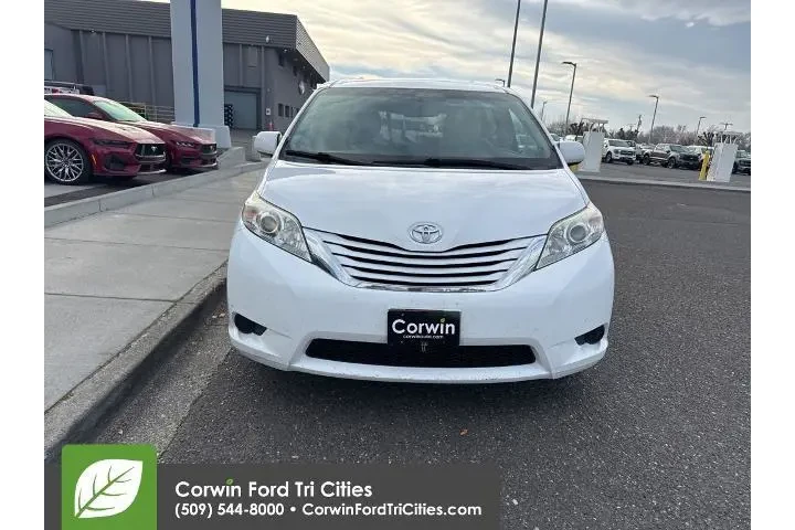$16999 : Toyota Sienna 2016 LE 7-Pass image 4