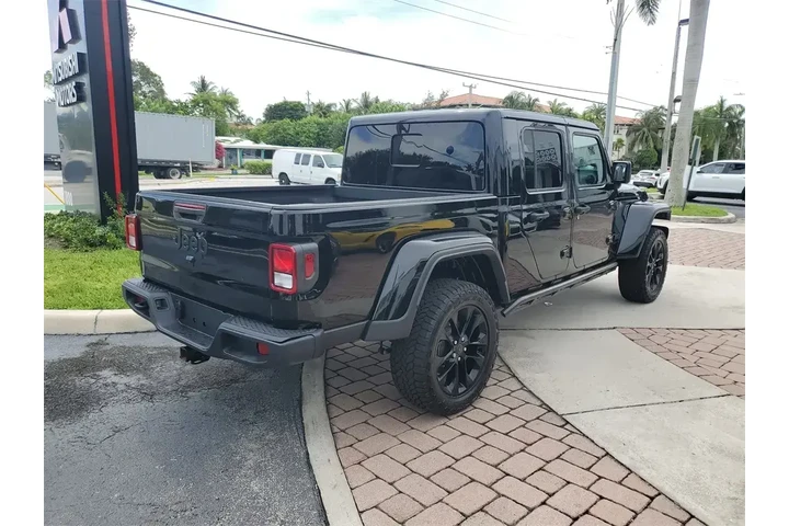$33984 : Jeep Gladiator 2024 4x4 Will image 6