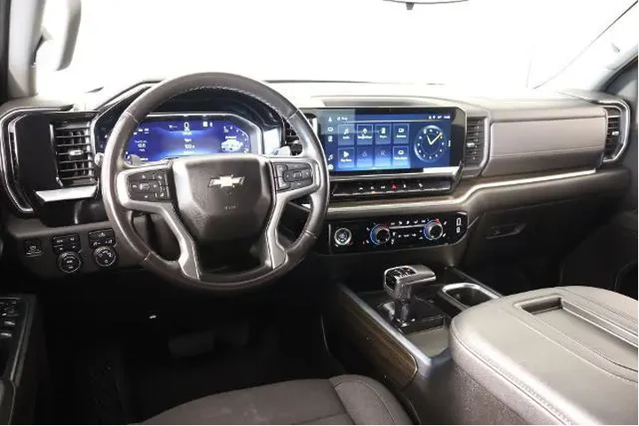 $37364 : Chevrolet Silverado 1500 202 image 2