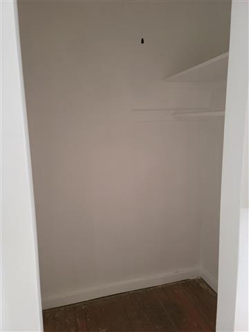 $1750 : 1 Bedroom 1 Bath Unit image 1