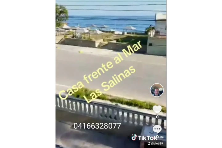 $100 : Casa vacacional La Guaira image 7