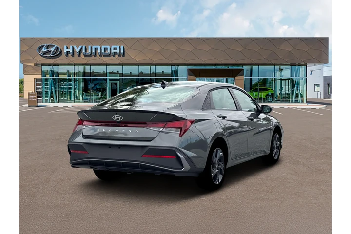 $22990 : Hyundai ELANTRA 2026 SEL Spo image 7