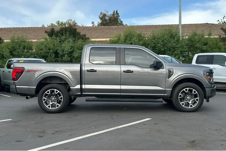$39994 : Ford F-150 2024 4x4 STX 4dr image 2