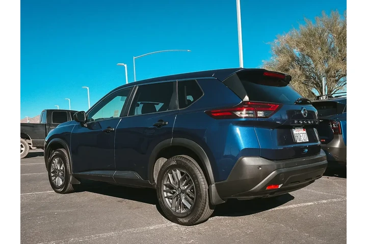 $18477 : Nissan Rogue 2021 S 4dr Cros image 5