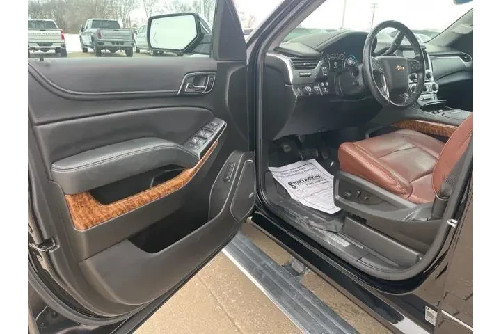 $35999 : Chevrolet Tahoe 2020 4x4 Pre image 9