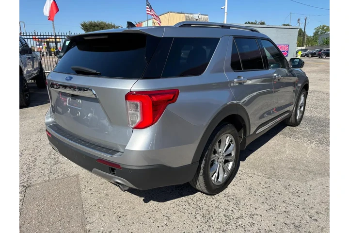 2023 Explorer Limited image 6